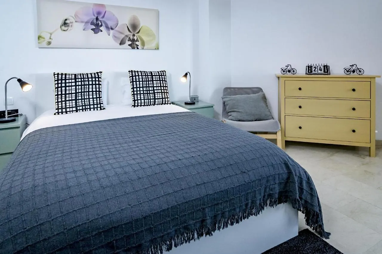 Ll- Cozy Apartment Just Next To The Beach Estepona Spain